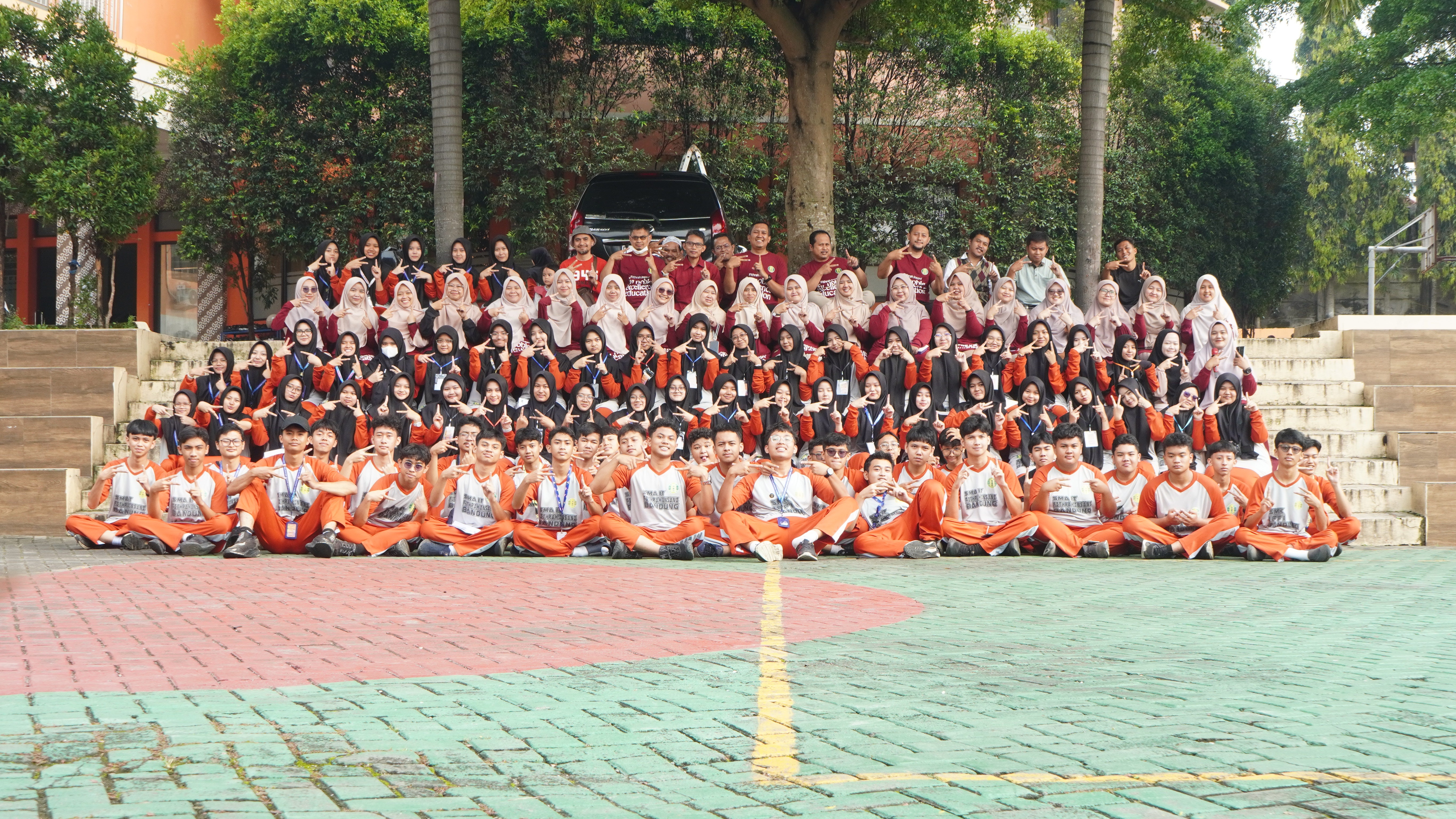 CLASSMEET 2025 (DYNAMITE)